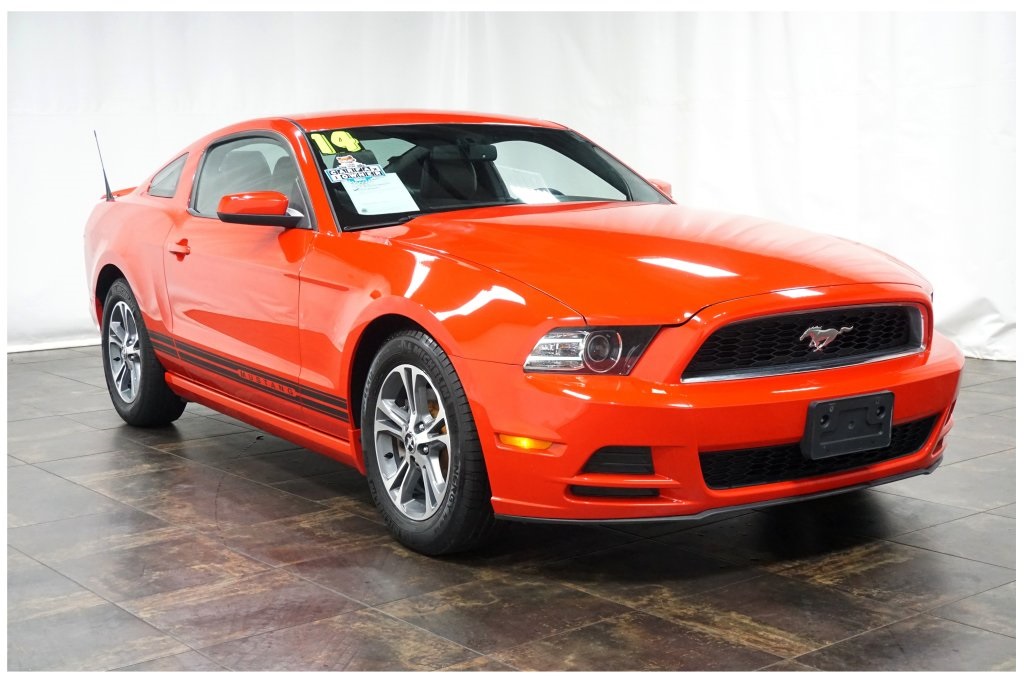 Pre-Owned 2014 Ford Mustang V6 2D Coupe in Boardman #T191161B | Toyota ...