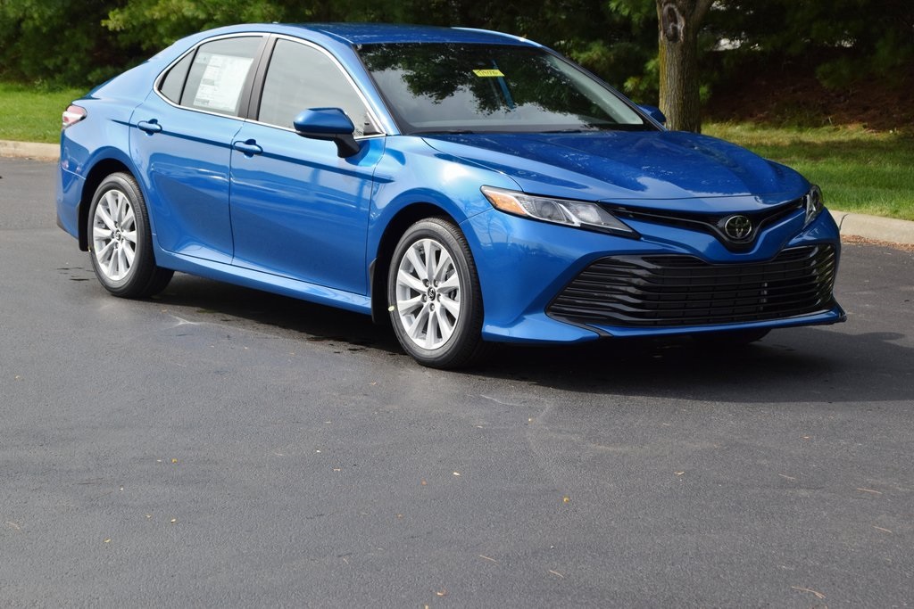 New 2019 Toyota Camry LE 4D Sedan in Boardman #T19096 | Toyota of Boardman