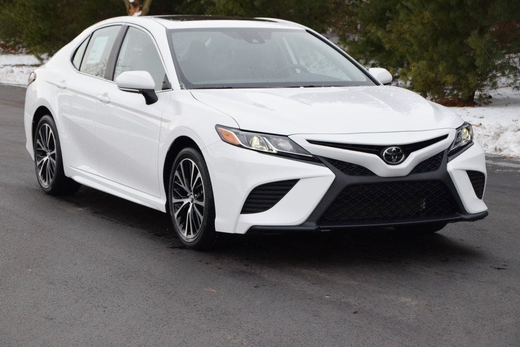 New 2019 Toyota Camry SE 4D Sedan in Boardman #T19393 | Toyota of Boardman