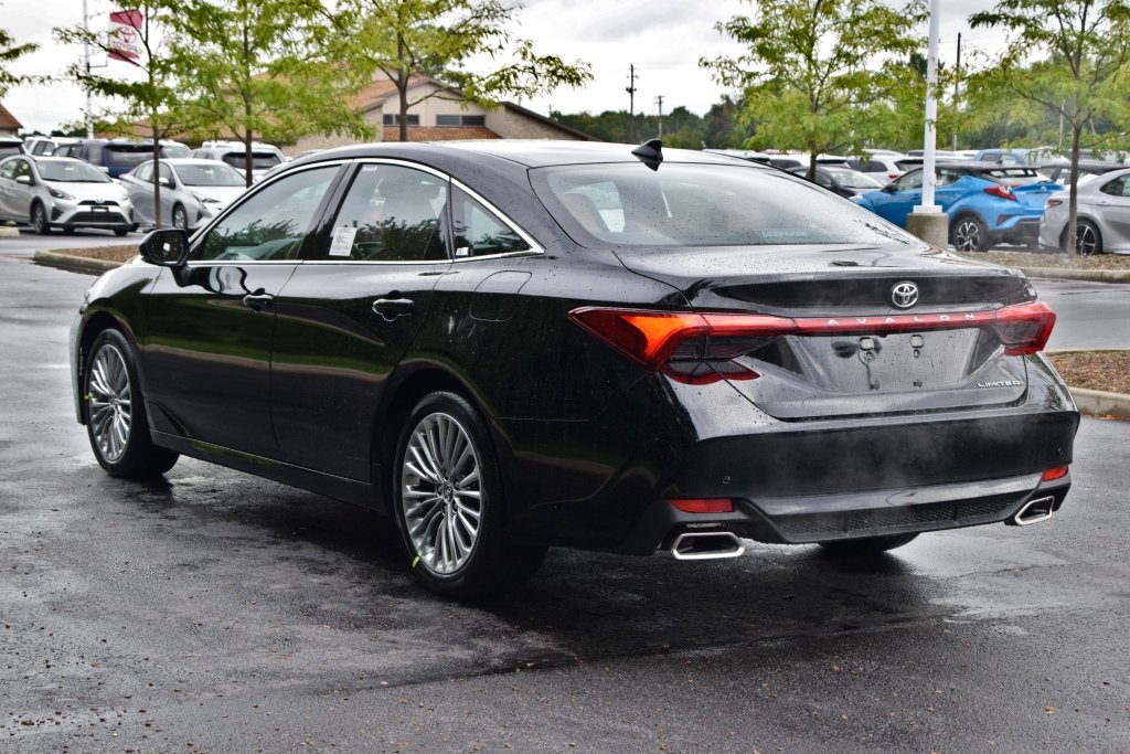 New 2019 Toyota Avalon Limited 4D Sedan in Boardman #T19048 | Toyota of ...