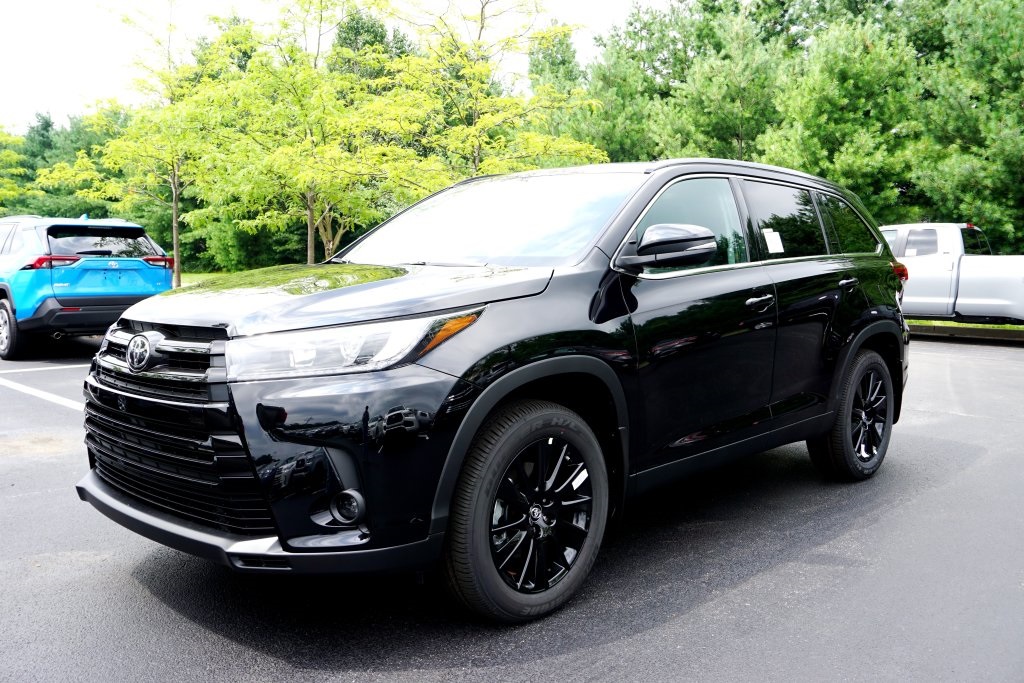 Toyota highlander 2019 года