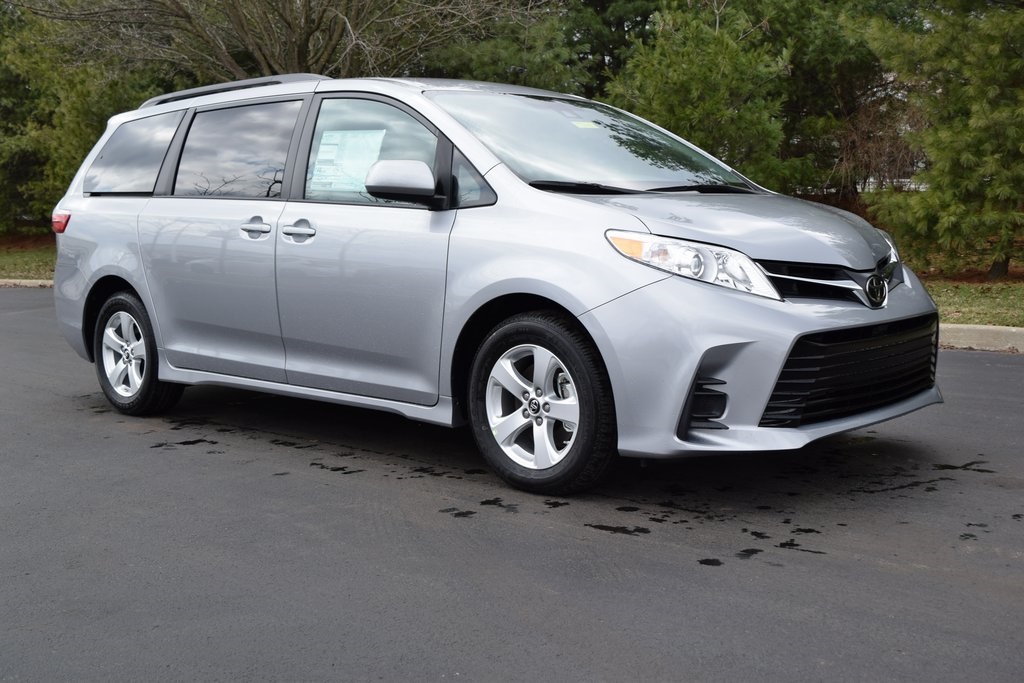 New 2018 Toyota Sienna LE 4D Passenger Van in Boardman #T18533 | Toyota ...